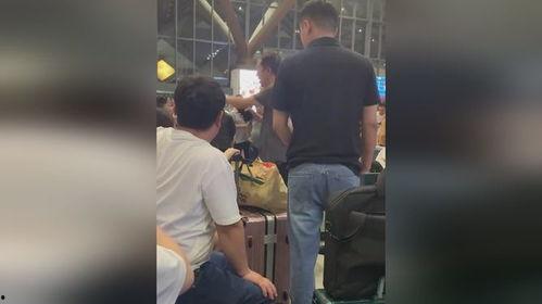 成都男模吃瓜群众视频,揭秘网红背后的故事