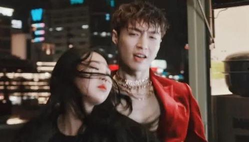 流星男女主吃瓜视频大全,揭秘明星甜蜜瓜田，甜蜜瞬间大盘点