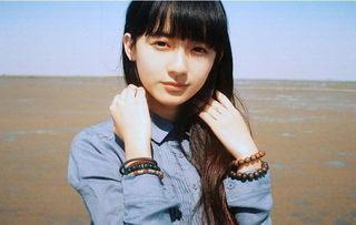 逗比吃瓜少女视频,欢乐视频里的爆笑日常