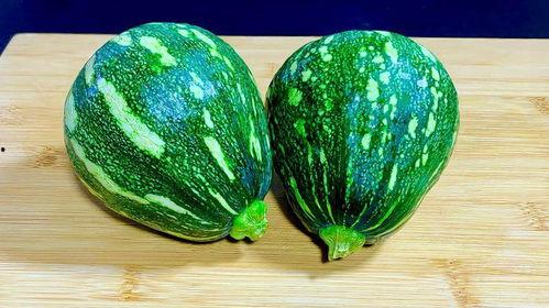 吃小瓜为什么不好吃呢视频,视频深度解析